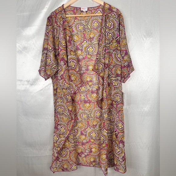 LuLaRoe Tops - NWT LuLaRoe Sheer Printed Kimono Size M – Boho Floral Paisley Lightweight Layer